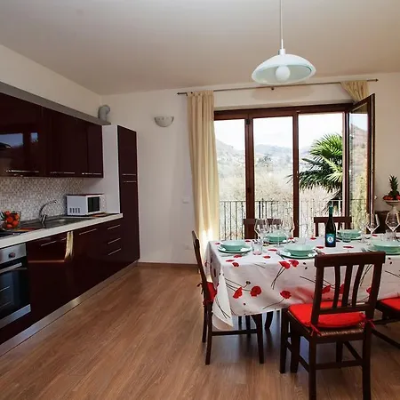 Casa Elsa Apartment